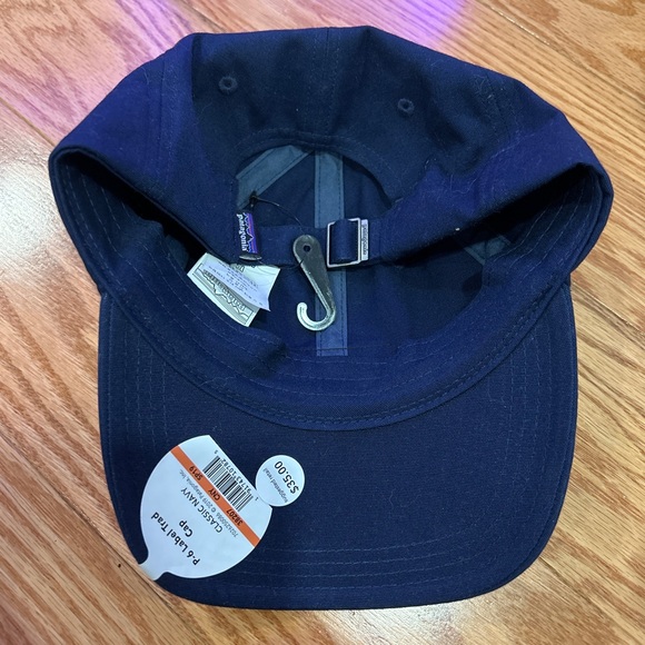 **SOLD** NWT Patagonia Cap - Picture 2 of 2